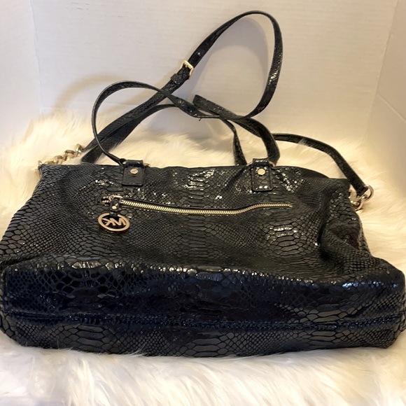 MICHAEL KORS FULTON PURSE PYTHON LEATHER BLACK - Picture 2 of 6